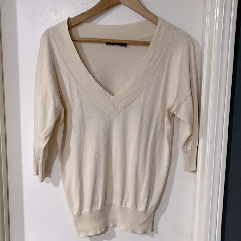 Cream Color 1/2 sleeve sweater - THE LIMITED - S